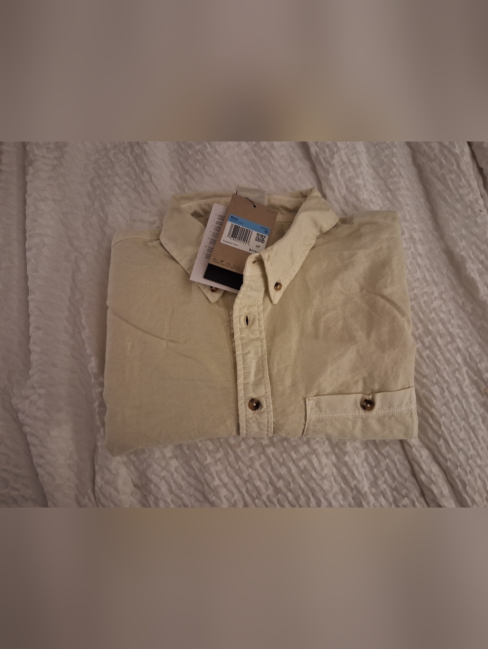 Nike Life Button-Down Shirt in Light Beige - Picture 4 of 4